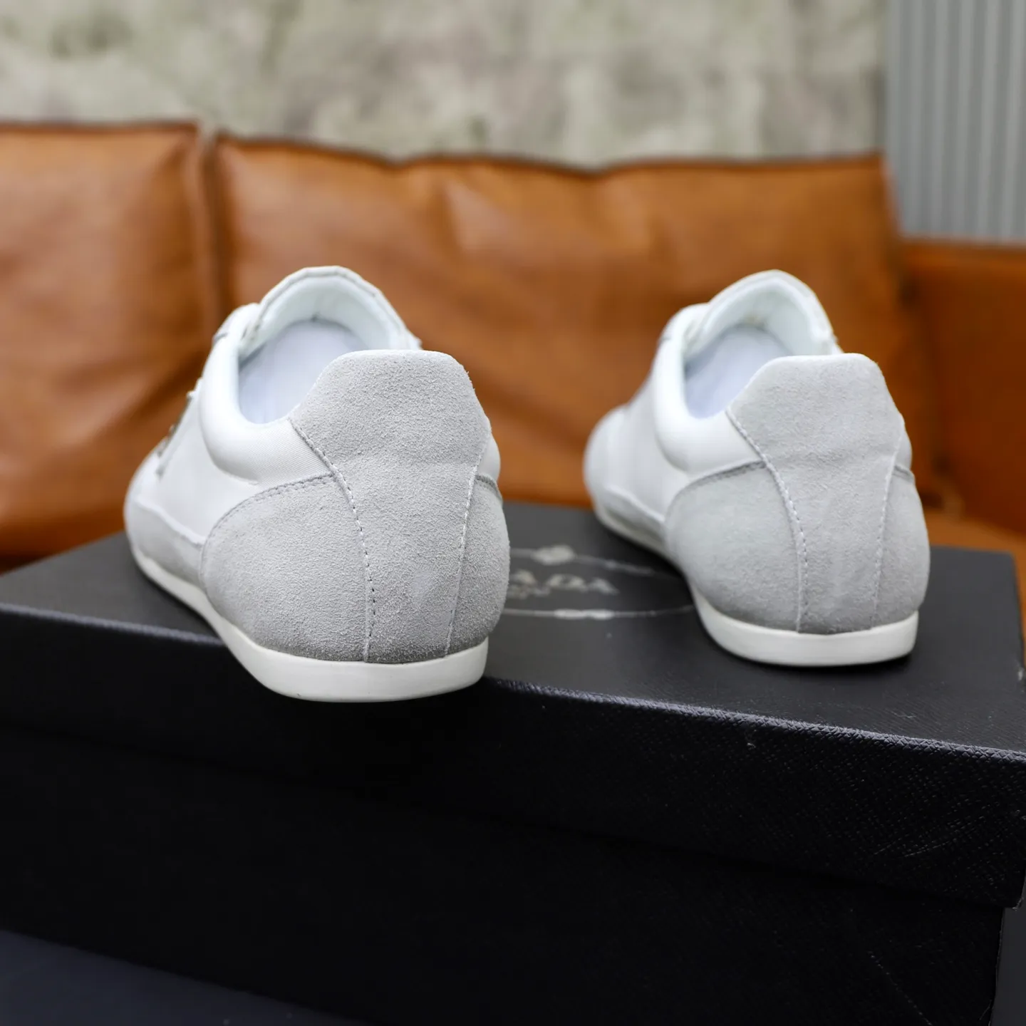 Men's shoes: 440💰🙅‍♂️🙅‍♂️🙅‍♂️ Brand: PRADA Standard code: 38–44 (45 can be customized) Level: Same as the official website Material: Original fabric Comfortable and breathable lining Lightweight and wear-resistant outsole Style category: Men's fashionable casual shoes and boots Running sneakers Distinguished luxury brand elements Top luxury Color: actual picture color